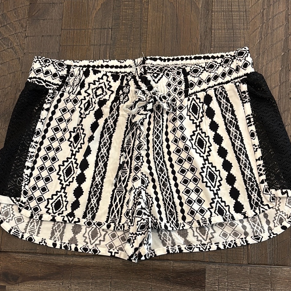 Women’s O’Rageous Aztec Swim Coverup Shorts See Thru Sides Elastic Waist S